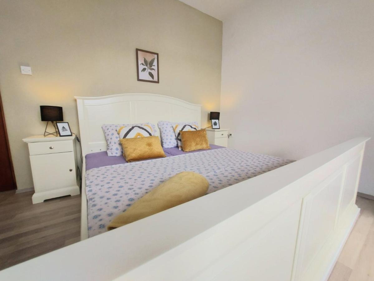 Apartmani Seaview Ljubač Kültér fotó